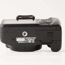 Load image into Gallery viewer, Canon EOS Kiss X4 / EF-S 18-55mm F3.5-5.6 IS
