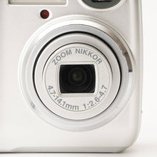 Load image into Gallery viewer, Nikon COOLPIX 2200 Silver
