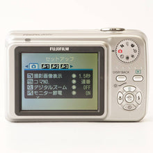 Load image into Gallery viewer, Fujifilm FINEPIX A900
