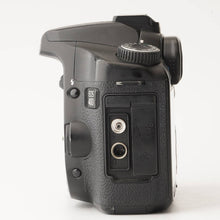 Load image into Gallery viewer, Canon EOS 40D / EF 35-70mm f/3.5-4.5
