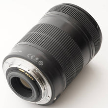 Load image into Gallery viewer, Canon EOS 60D / EF-S 18-135mm f/3.5-5.6 IS
