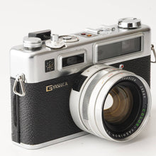 Load image into Gallery viewer, Yashica Electro 35 GSN / COLOR-YASHINON DX 45mm f/1.7
