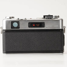Load image into Gallery viewer, Yashica Electro 35 GSN / COLOR-YASHINON DX 45mm f/1.7
