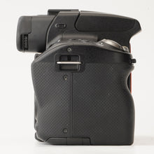 Load image into Gallery viewer, Sony α55 / DT 55-200mm f/4-5.6 SAM
