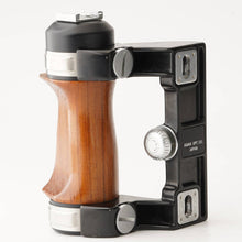 Load image into Gallery viewer, Pentax 6X7 Wood Hand Grip For 67 6x7
