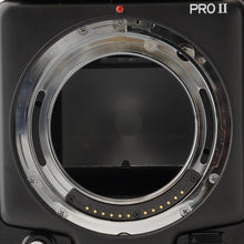 Load image into Gallery viewer, Mamiya RZ67 PRO II Body / Film Back 120 / Polaroid Film Back
