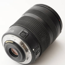 Load image into Gallery viewer, Canon EOS 70D / EF-S 18-135mm f/3.5-5.6 IS STM
