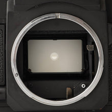 画像をギャラリービューアに読み込む, キヤノン Canon New F-1 AE ファインダー 一眼レフ フィルムカメラ
