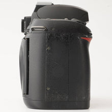 Load image into Gallery viewer, Nikon D70 Body / MS-D70 CR2 Holder
