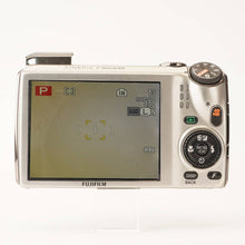 画像をギャラリービューアに読み込む, 富士フイルム Fujifilm FINEPIX F300 EXR シルバー 15x 広角ズーム
