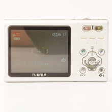 画像をギャラリービューアに読み込む, 富士フイルム Fujifilm FINEPIX Z5fd シルバー
