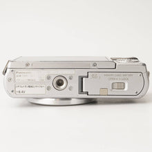 Load image into Gallery viewer, Panasonic LUMIX DMC-GF7 / G VARIO 12-32mm f/3.5-5.6 / 35-100mm f/4-5.6 ASPH. MEGA O.I.S.
