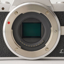 Load image into Gallery viewer, Panasonic LUMIX DMC-GF7 / G VARIO 12-32mm f/3.5-5.6 / 35-100mm f/4-5.6 ASPH. MEGA O.I.S.
