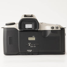 画像をギャラリービューアに読み込む, キヤノン Canon EOS Kiss 35mm SLR Camera / ZOOM LENS EF 80-200mm F4.5-5.6 USM
