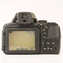 Load image into Gallery viewer, Nikon COOLPIX P900 / NIKKOR 83X WIDE OPTICAL ZOOM ED VR 24-2000mm f/2.8-6.5
