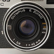 Load image into Gallery viewer, Olympus 35 RC / E.Zuiko 42mm f/2.8
