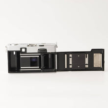 Load image into Gallery viewer, Olympus Pen EED / F.Zuiko 32mm f/1.7
