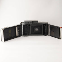 Load image into Gallery viewer, Polaroid 120 Land Camera Yashica-Yashinon 27mm f/4.7
