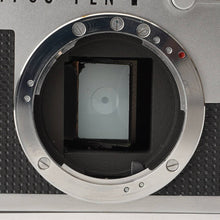 Load image into Gallery viewer, Olympus PEN FT / F.Zuiko Auto-S 38mm f/1.8
