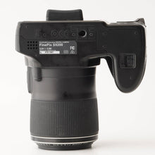 画像をギャラリービューアに読み込む, 富士フイルム FUJIFILM FinePIX S9200 ブラック 50x ズーム
