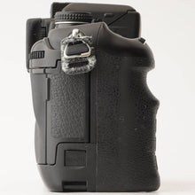 Load image into Gallery viewer, Minolta α-9 alpha-9 / Quartz Data Back QD-9 / AF ZOOM 28-105mm f/3.5-4.5

