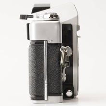 Load image into Gallery viewer, Minolta SRT 101 / MC Rokkor-PF 50mm f/1.7
