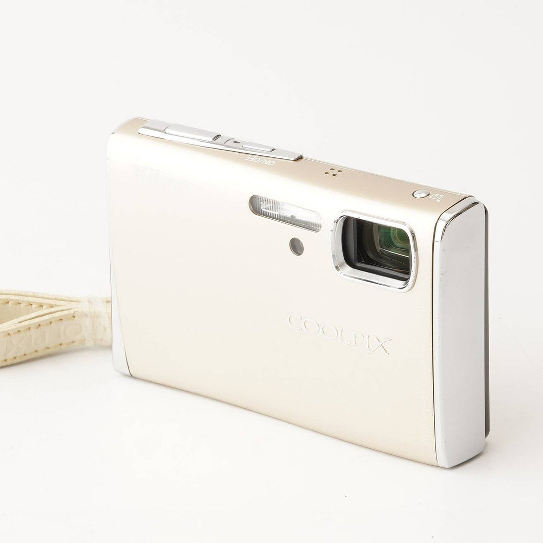 カメラ Nikon COOLPIX s52コンパクトデジタルカメラ