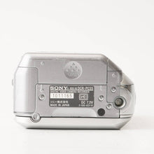 Load image into Gallery viewer, Sony HANDYCAM DCR-PC55 Camcorder
