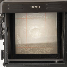 Load image into Gallery viewer, Yashica Mat-124 G / Yashinon 80mm f/3.5
