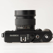 Load image into Gallery viewer, Fuji GW690 II Professional / Fujinon 90mm f/3.5 Medium Format Film Camera
