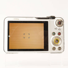 Load image into Gallery viewer, Casio EXILIM EX-FC100 White 5x Optical Zoom
