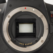 Load image into Gallery viewer, Canon EOS Kiss X7i / EF-S 18-55mm f/3.5-5.6 USM
