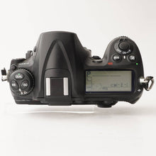 Load image into Gallery viewer, Nikon D300S  / AF-S DX NIKKOR 18-200mm f/3.6-5.6 G II ED
