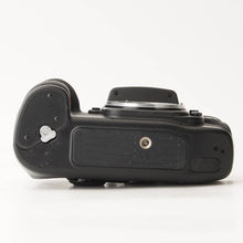 Load image into Gallery viewer, Nikon F100 Body SLR Film Camera
