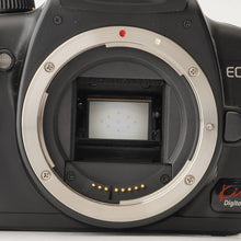 Load image into Gallery viewer, Canon EOS Kiss Digital X / EF 35-70mm f/3.5-4.5 A
