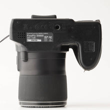 画像をギャラリービューアに読み込む, 富士フイルム Fujifilm FINEPIX S9800 50x ズーム
