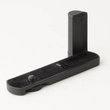 Load image into Gallery viewer, Leica Handgrip 18715 for D-LUX5
