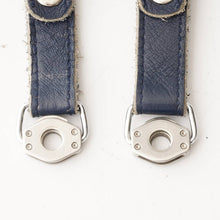 Load image into Gallery viewer, Pentax 67 Strap
