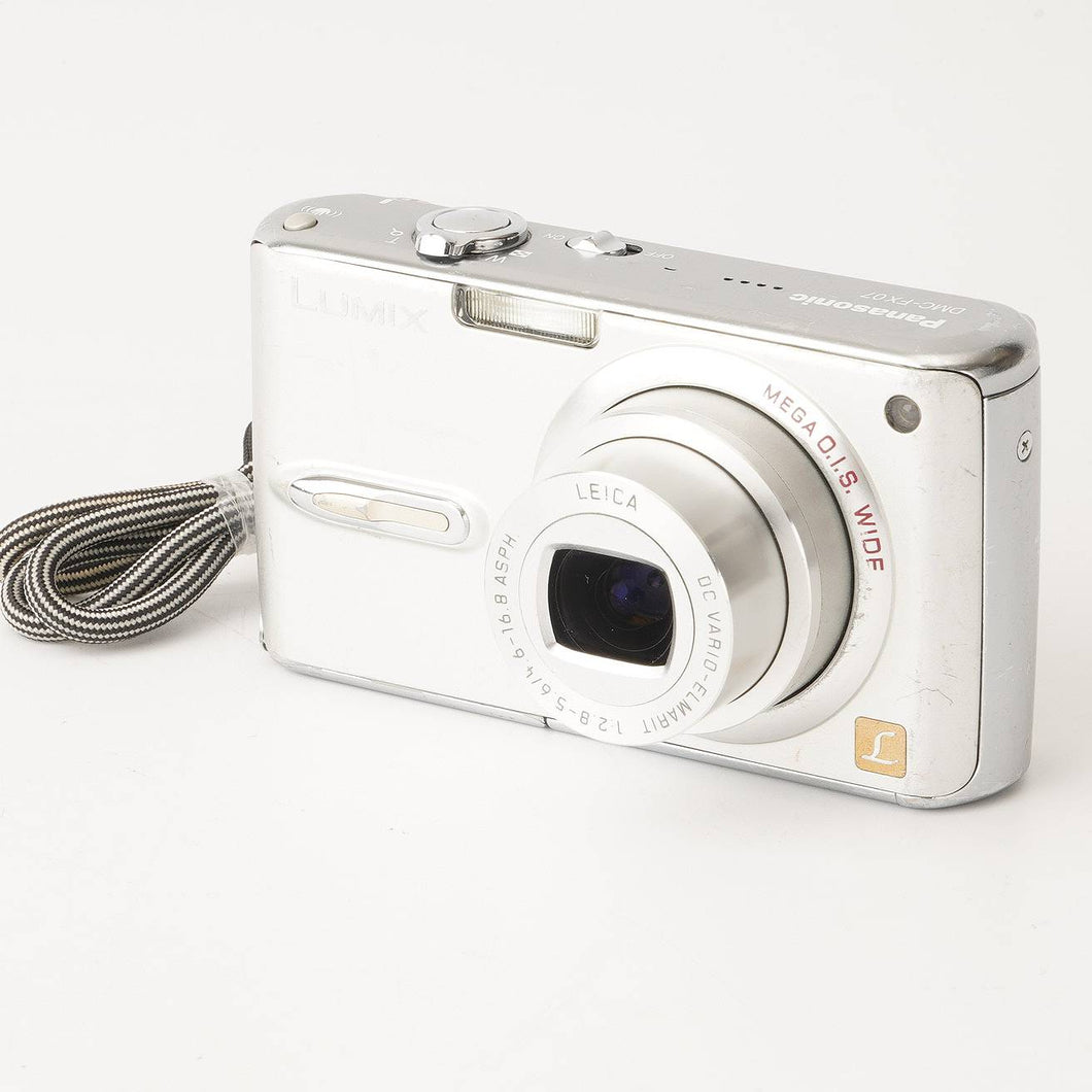 パナソニック Panasonic LUMIX DMC-FX07 シルキーシルバー– Natural