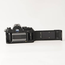 画像をギャラリービューアに読み込む, ニコン Nikon FA ブラック ボディ 35mm フィルム一眼レフカメラ
