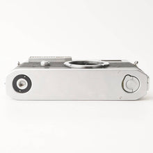 Load image into Gallery viewer, Canon MODEL 7 Body Rangefinder Film Camera
