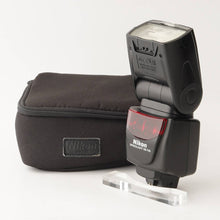 Load image into Gallery viewer, Nikon SPEEDLIGHT SB-700
