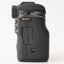 Load image into Gallery viewer, Canon EOS Kiss M / EF-M 15-45mm f/3.5-6.3 IS STM
