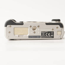 Load image into Gallery viewer, PENTAX Q7 / smc PENTAX 5-15mm f/2.8-4.5 ED AL[IF]
