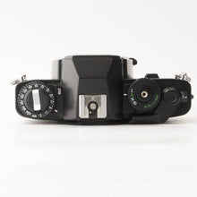 Load image into Gallery viewer, Ricoh XR500 / Rikenon P 28mm f/2.8
