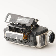 Load image into Gallery viewer, Sony HANDYCAM DCR-TRV10 Carl Zeiss Vario-Sonnar 40x Digital Zoom

