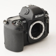 Load image into Gallery viewer, Nikon F100 35mm SLR Film Camera Body
