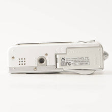 Load image into Gallery viewer, Fujifilm FinePix F10
