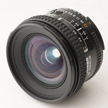 画像をギャラリービューアに読み込む, ニコン Nikon AF NIKKOR 20mm F2.8
