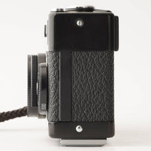 Load image into Gallery viewer, Rollei 35 S / Sonnar 40mm f/2.8

